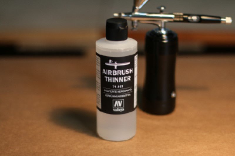 Airbrush Thinner by Acrylicos Vallejo, 200ml