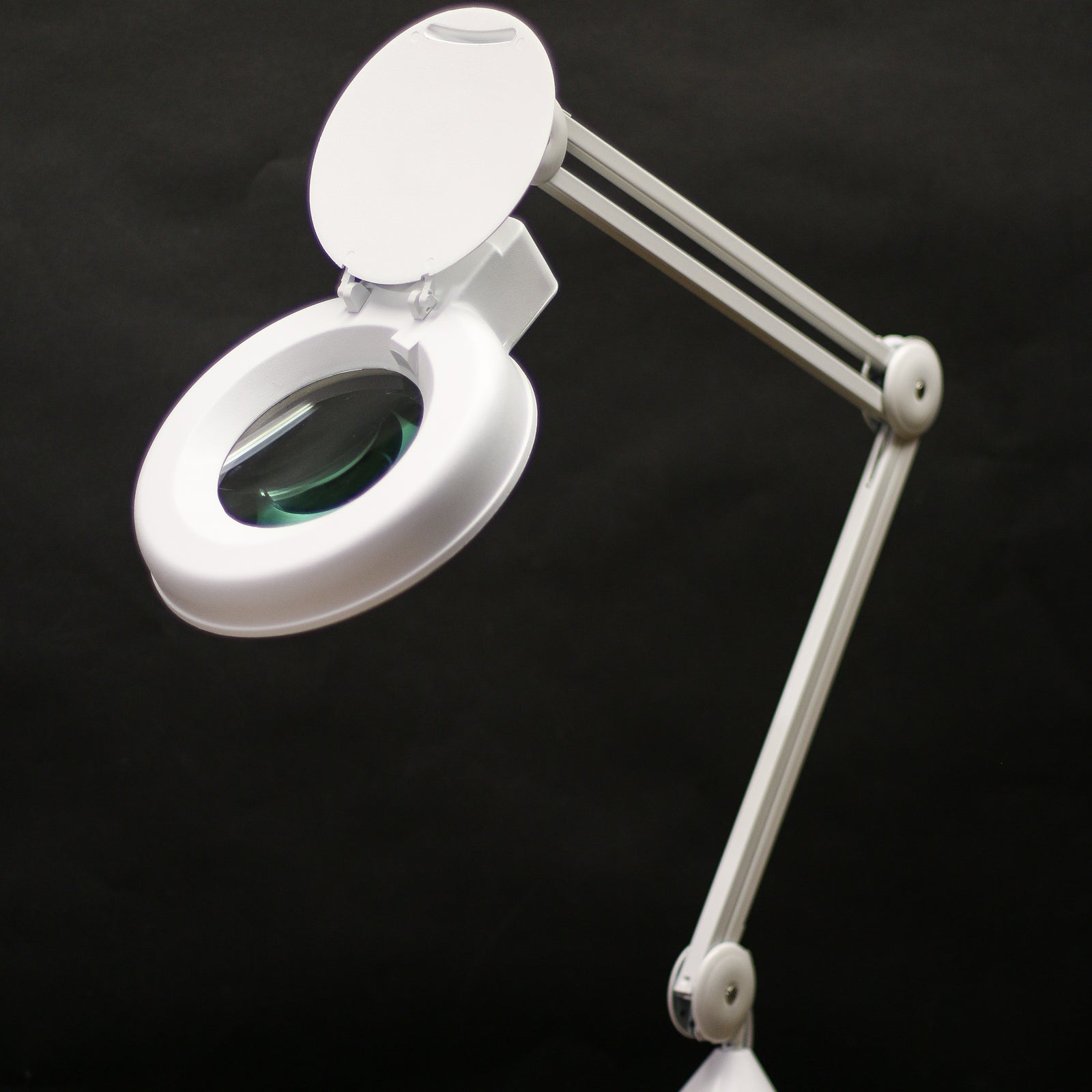 Articulated LED Lamp with Magnifier
