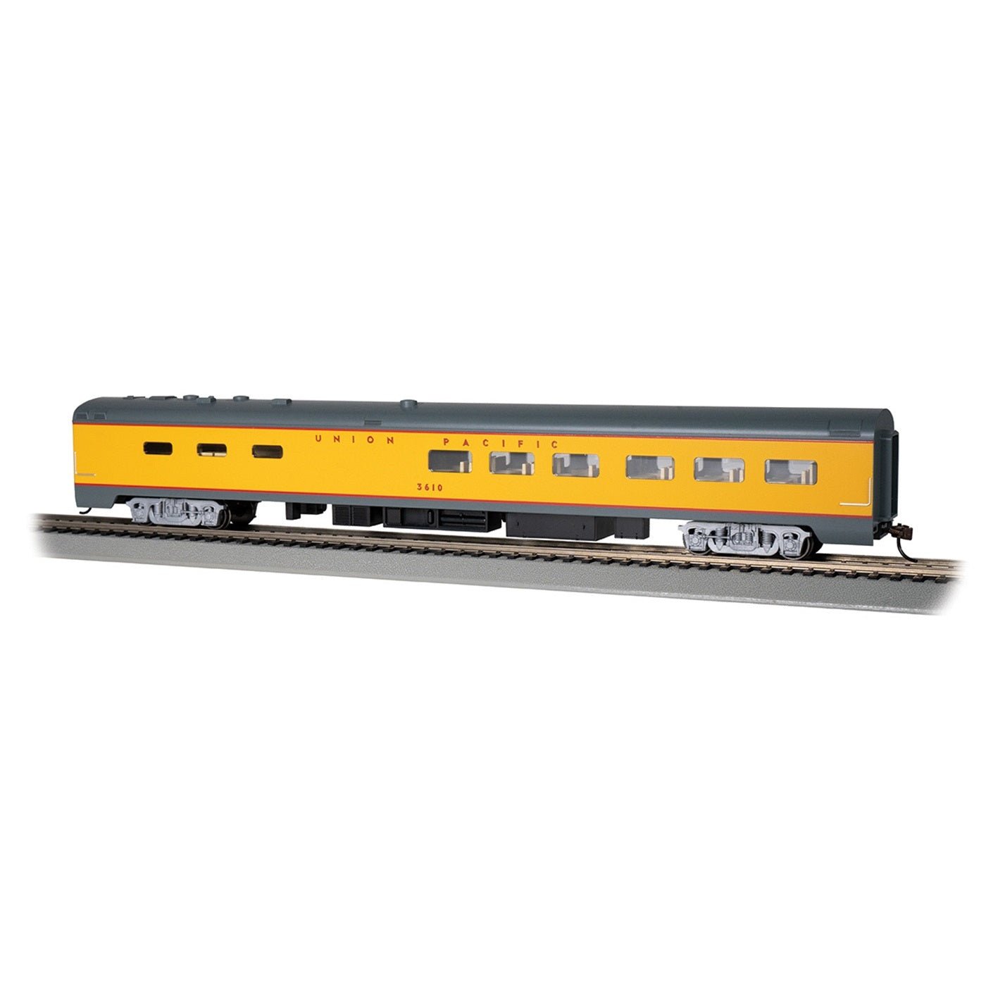 Bachmann 85' Smooth - Side Dining Car with Lighted Interior Union Pacific® #3610, HO Scale