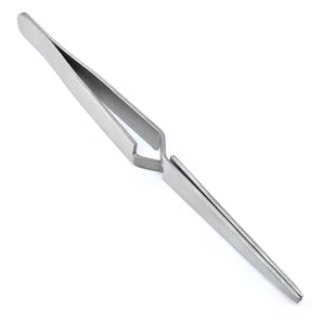 Cross Locking, Self-Closing Tweezer