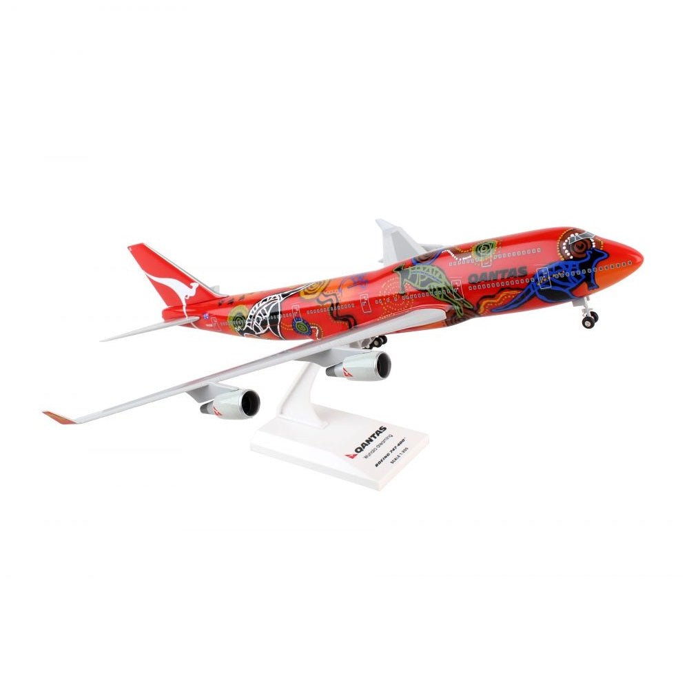 Daron® SKYMARKS QANTAS "Wunala Dreaming" 747 - 400 w/Gear, 1/200 Scale - Micro - Mark Scale Model Kits