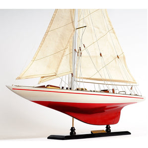 Endeavour Yacht Painted Small, Fully Assembled