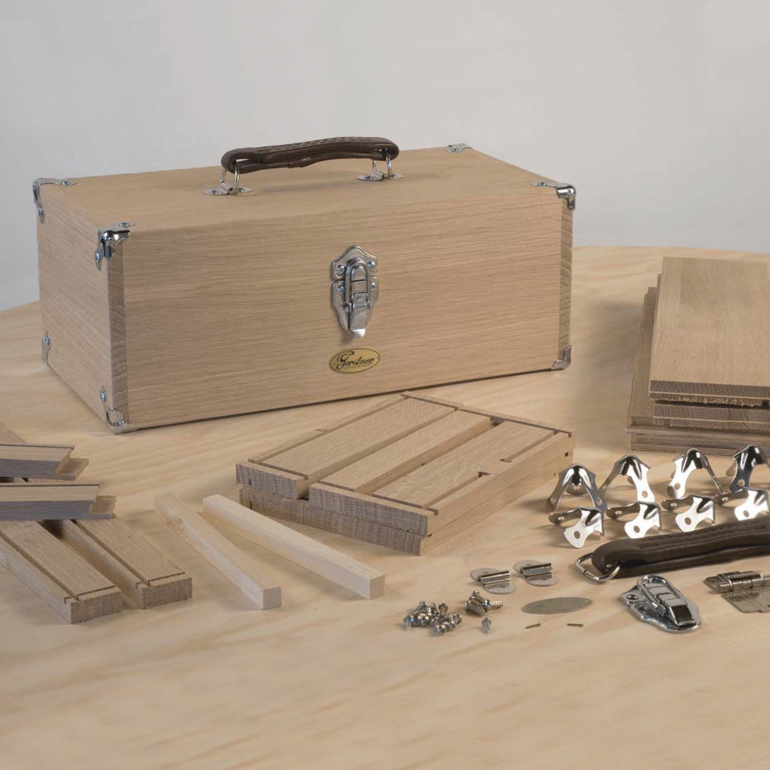 Gerstner Unfinished Wooden Tote Case DIY Kit, Brown Felt - Micro - Mark Organizers
