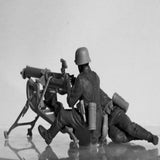 ICM German MG 08 Gunnery Team WWII Plastic Figures, 1/35 Scale