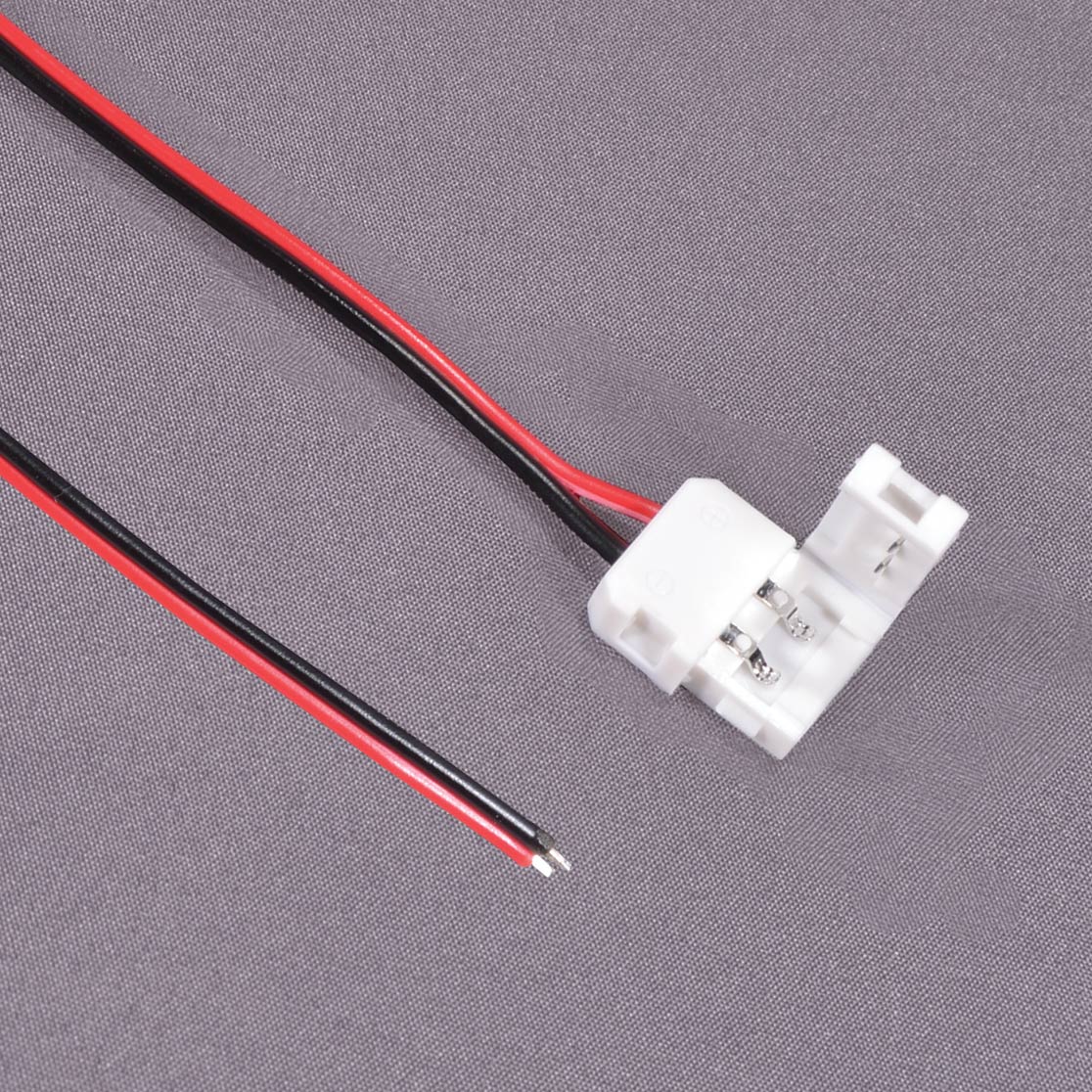 LED Strip Connector with 5 inch long flying leads - Micro - Mark Scenery
