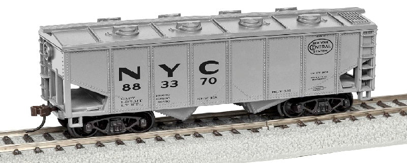 Lionel New York Central Covered Hopper #883370, HO Scale - Micro - Mark Model Trains, Rolling Stock, Z