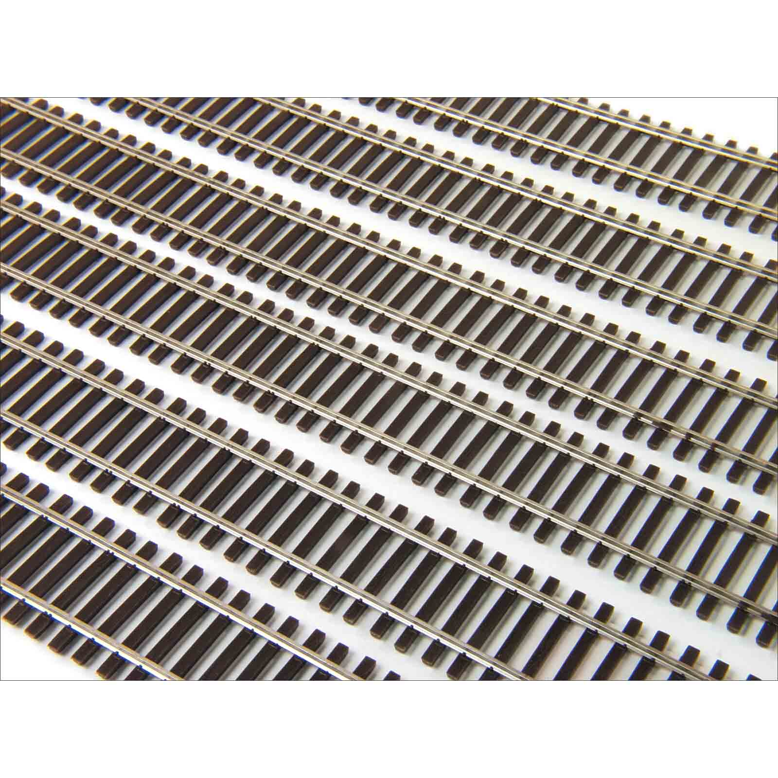 Micro Engineering Non - Weathered Code 70 Flex - Track HO Bundle of 6 Pieces - Micro - Mark Model Train Accessories