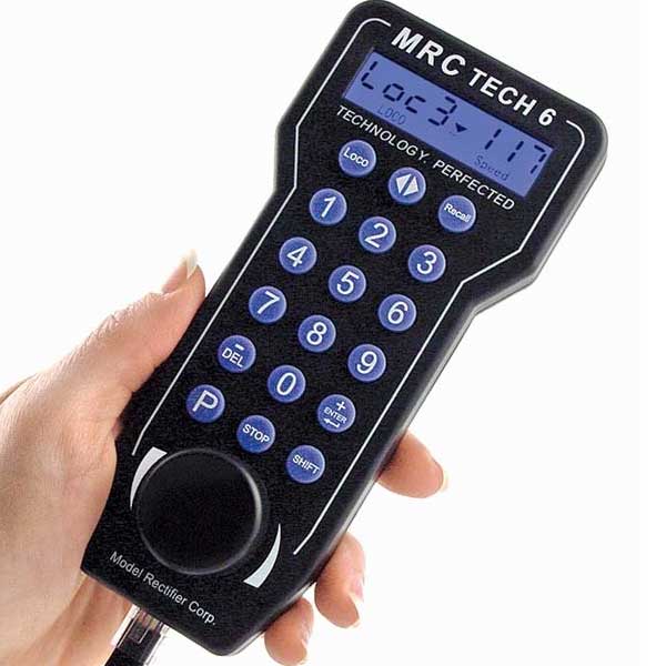 MRC‚ Tech 6 DC/DCC Handheld Controller