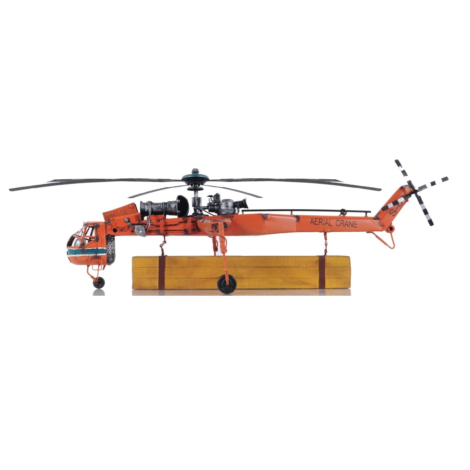 Old Modern Handicrafts Sikorsky S - 64 Skycrane Model - 1/20 Scale