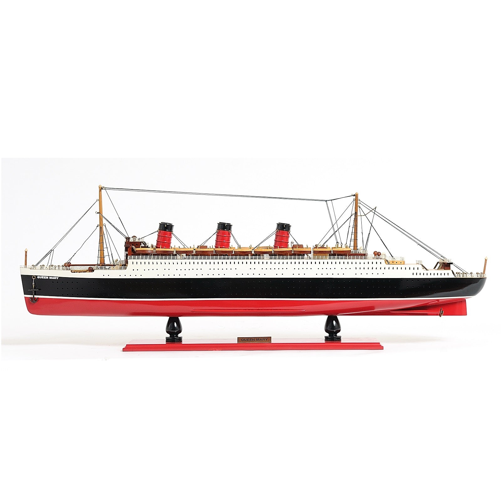 Queen Mary, Fully Assembled