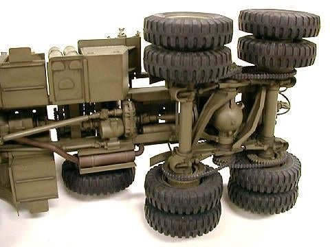 Tamiya U.S. 40 Ton Tank Transporter "Dragon Wagon" Plastic Model Kit, 1/35 Scale