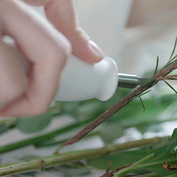 Ultrasonic Cutter WonderCutter | Precision Tools | Micro-Mark