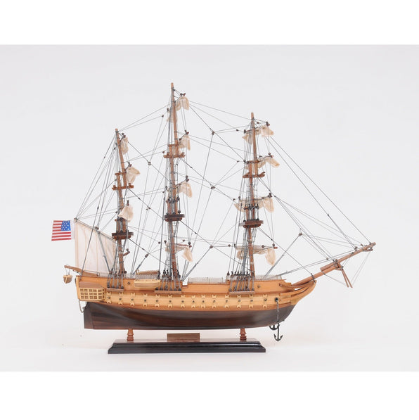 Pre-Built Model Ships | Fully Assembled Display Vessels | Micro-Mark
