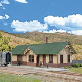 WalthersCornerstone HO Scale Union Pacific® - Style Depot Kit