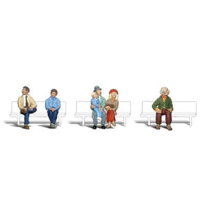 Passengers Figure Set, HO Scale