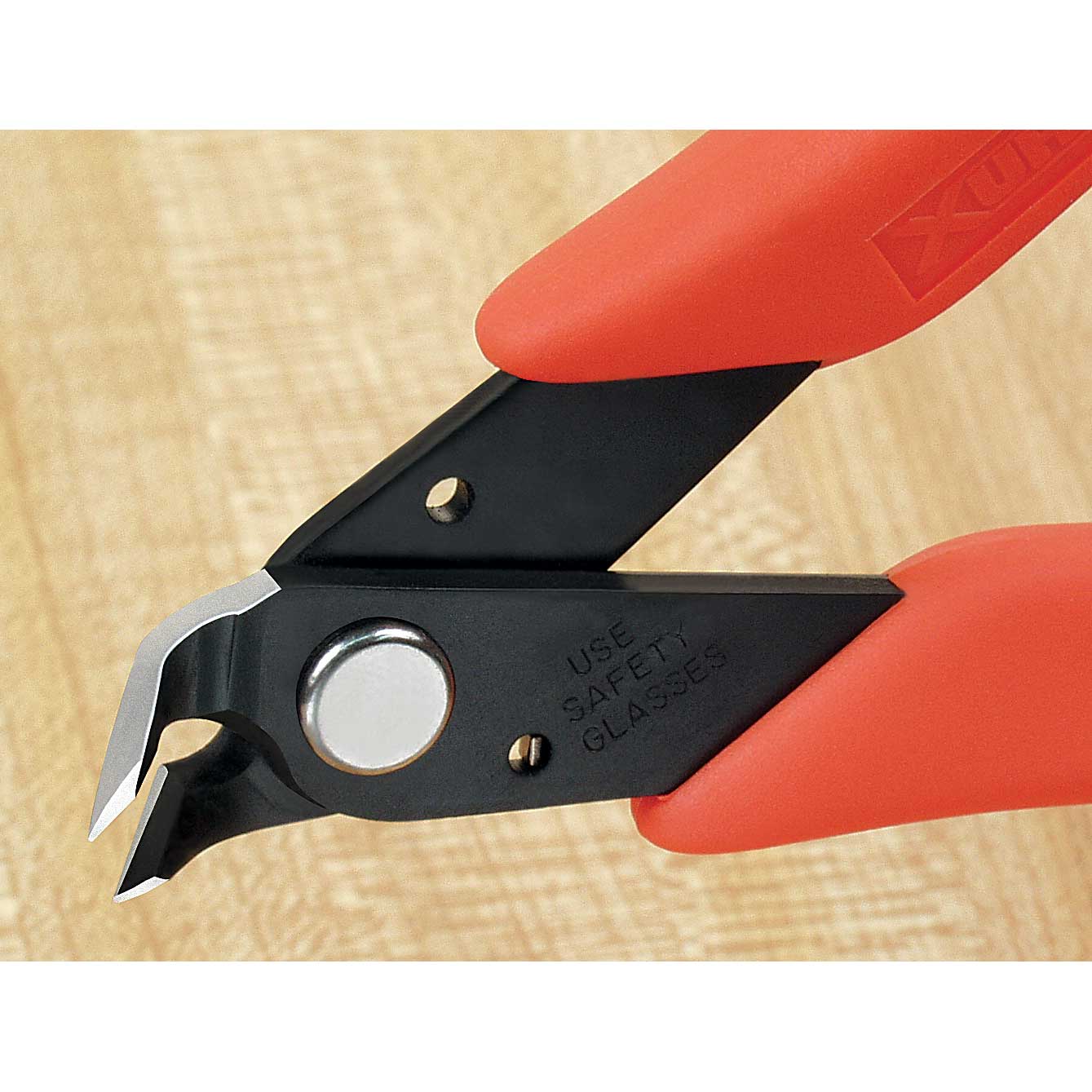 Xuron Angled Micro Shear - Micro - Mark Scissors & Shears
